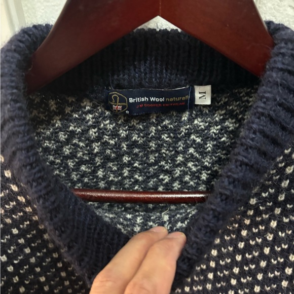 British Wool Knit Sweater - Picture 3 of 3